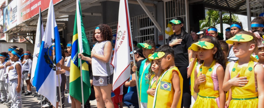 CEEVA promove momento cívico para celebrar os 200 anos da Independência do Brasil!